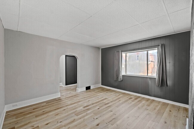 Foto del edificio - $200 OFF 1ST MONTH OF RENT! Gorgeous 4 bed...