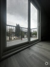 Building Photo - 9938-88 88 Ave NW
