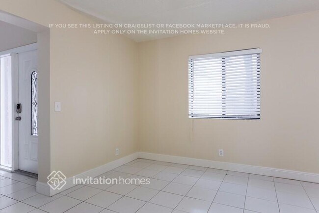 Foto del edificio - 5756 Strawberry Lakes Cir