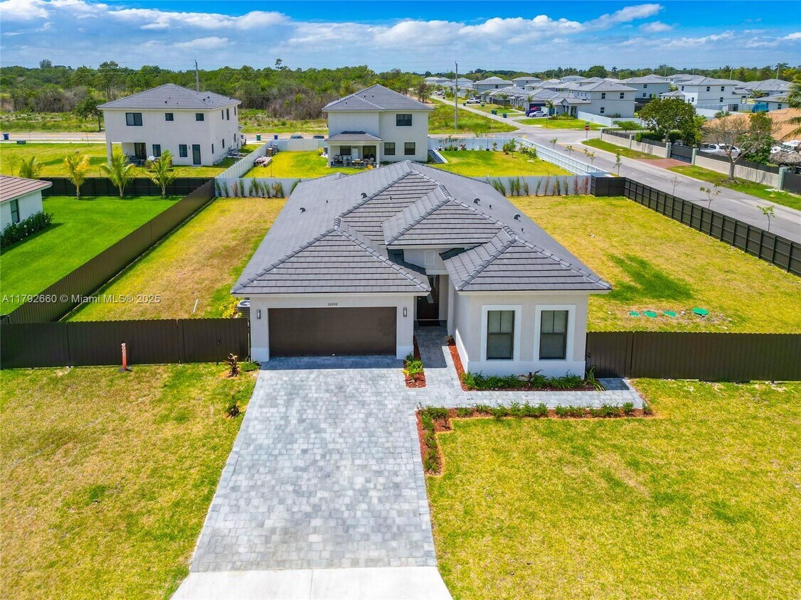Foto principal - 32206 SW 196th Ave