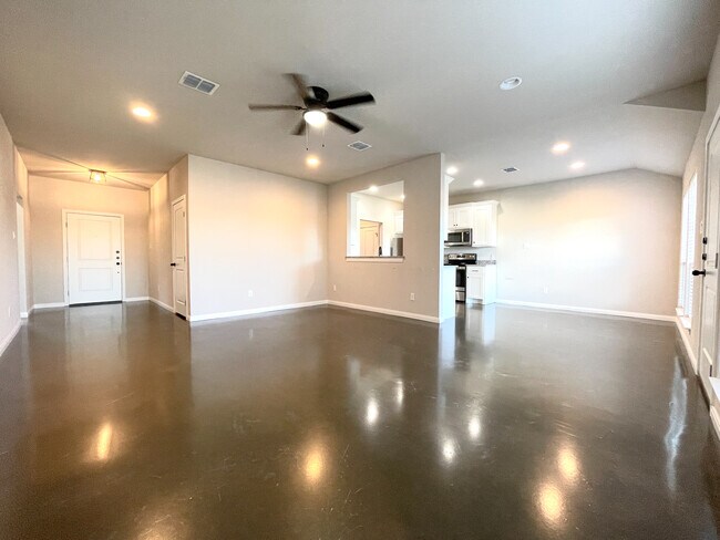 Foto del edificio - 100 W Windmill Way