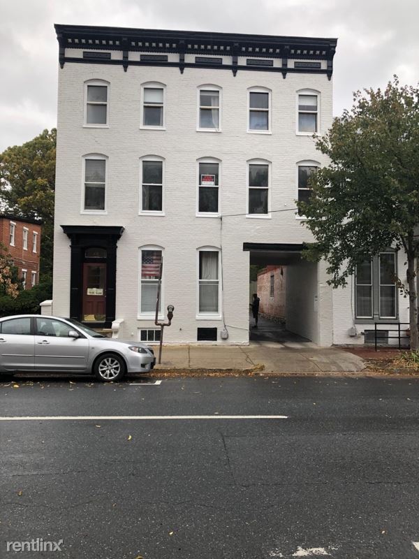 27 E 3rd St, Frederick, MD 21701 Room for Rent in Frederick, MD