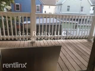 Building Photo - 138 Minden St