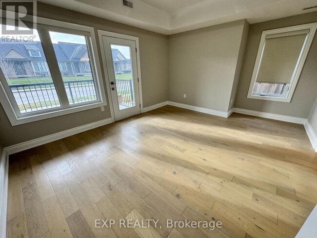 Building Photo - 163 Port Robinson Rd