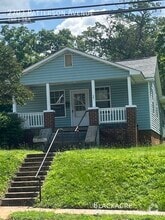 Building Photo - 2703 Patterson Ave