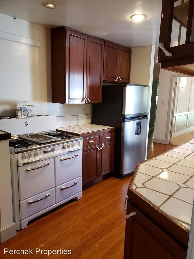 Building Photo - 3 br, 2 bath House - 1832 Parkside Drive