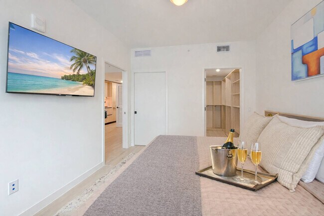 Foto del edificio - 225 N Miami Ave