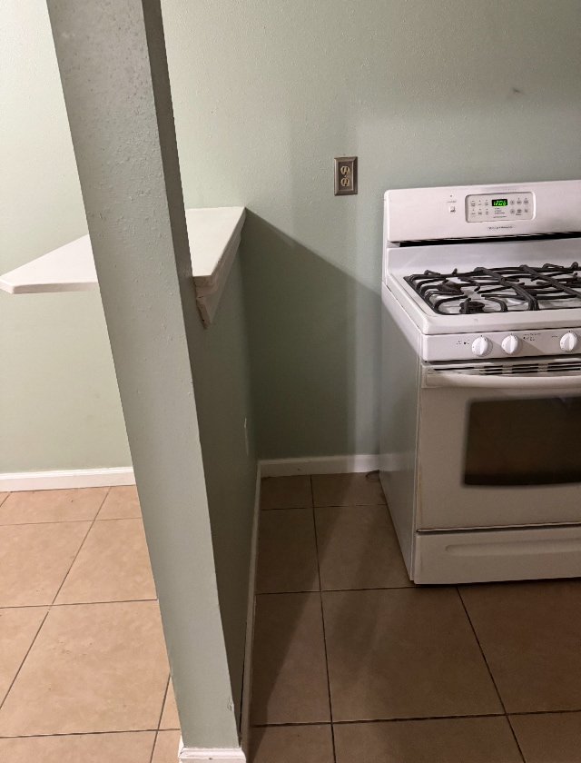 Building Photo - 3031 Mistletoe St