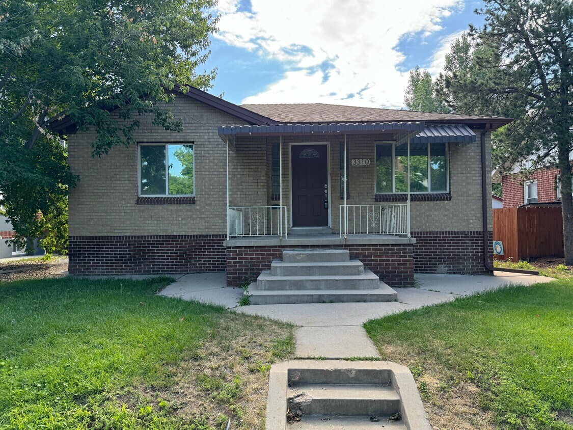 Foto principal - 3310 Utica St