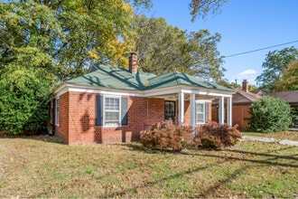 Building Photo - 2756 Garden Ln