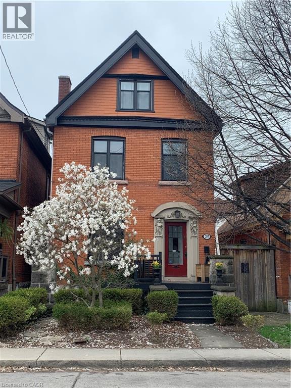 Building Photo - 207 Charlton Ave W
