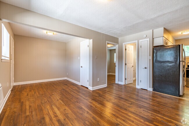 1 habitación, 1 baño - 500 pies cuadrados - The Landing on the Strip