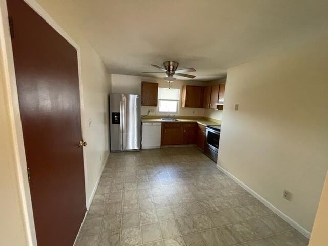 Foto del edificio - 591 Amory St