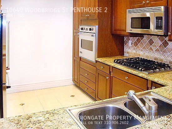 Foto del edificio - 10640 Woodbridge St