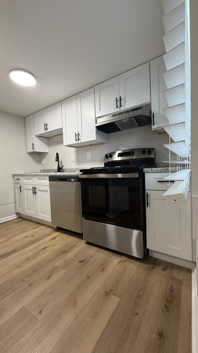 Building Photo - The Vale at Walnut Creek
