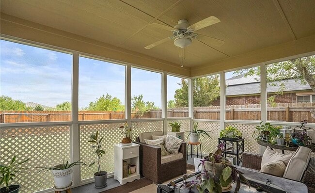 Building Photo - 2001 Schorn Dr