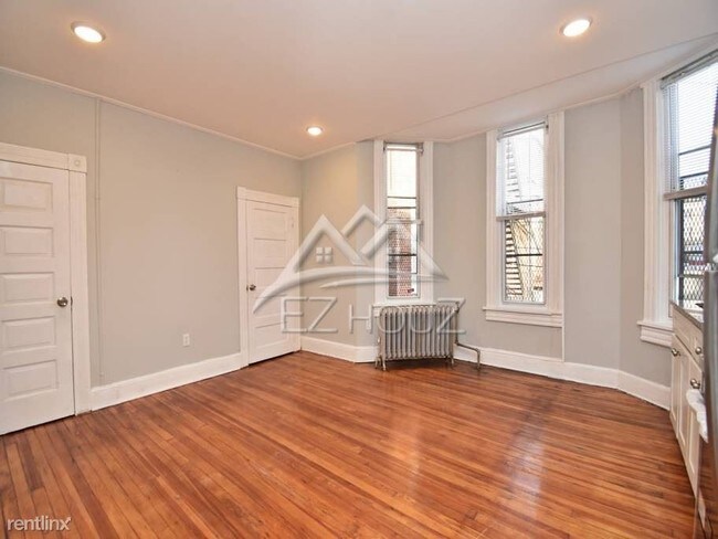 Building Photo - 1211 N Calvert St