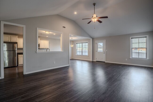 Foto del edificio - 4 Bedroom 2 bath beautiful home in Prairie...