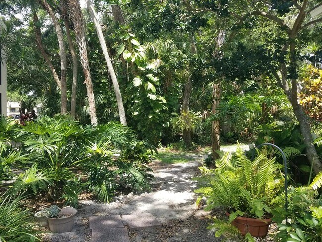 Foto del edificio - 7842 Eagle Creek Dr