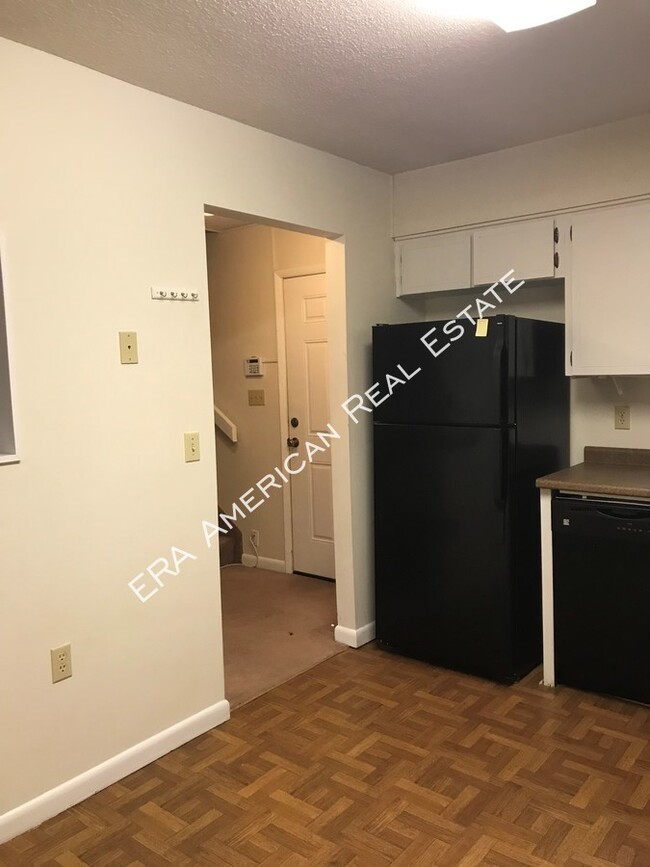 Foto del edificio - Green Arbor Townhome