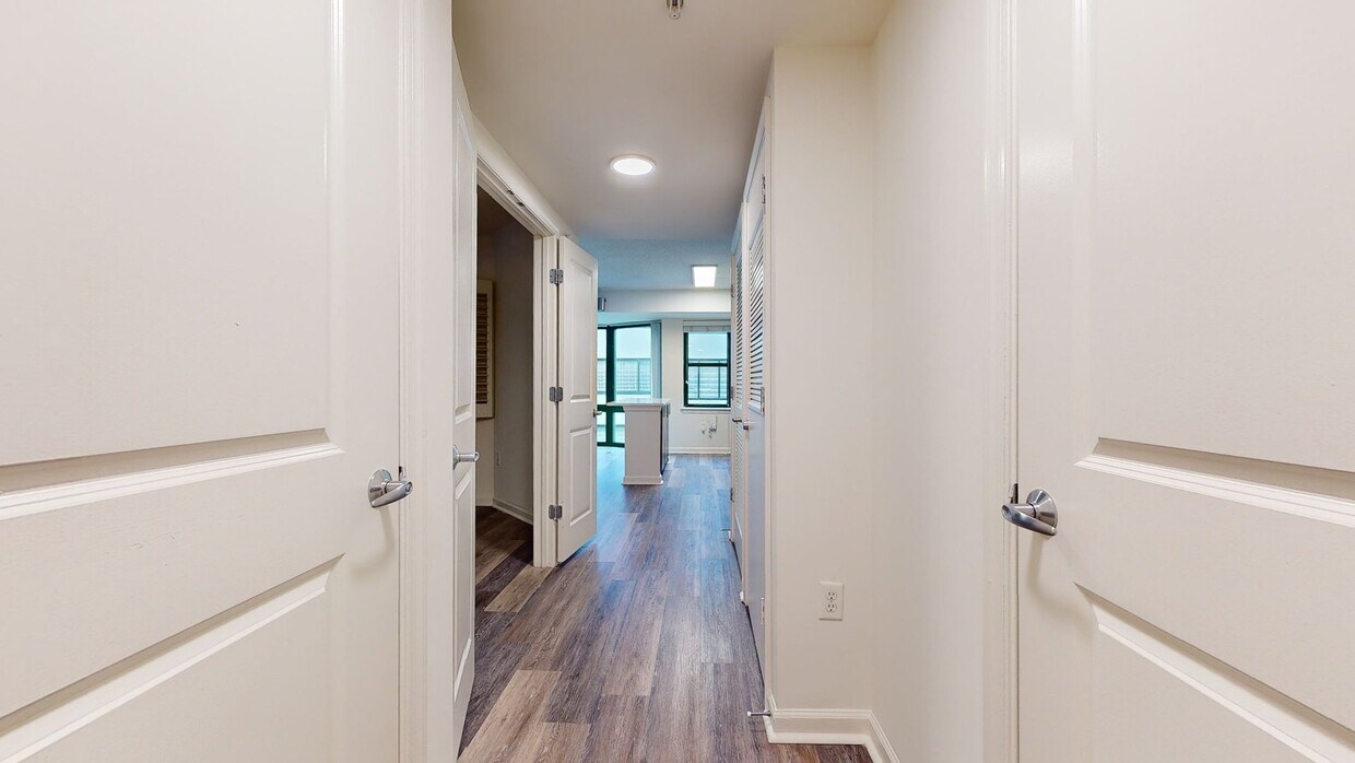 Photo - 1301 Thomas Circle Apartments