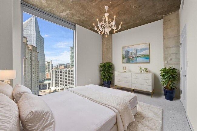 Building Photo - 3324 Peachtree Rd
