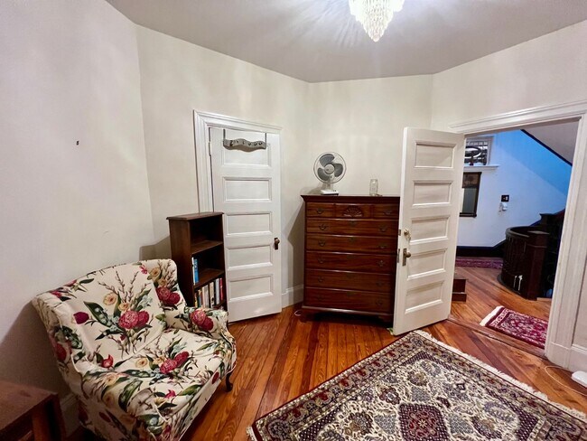 Foto del edificio - Washington St (684 Washington St, Brookline)