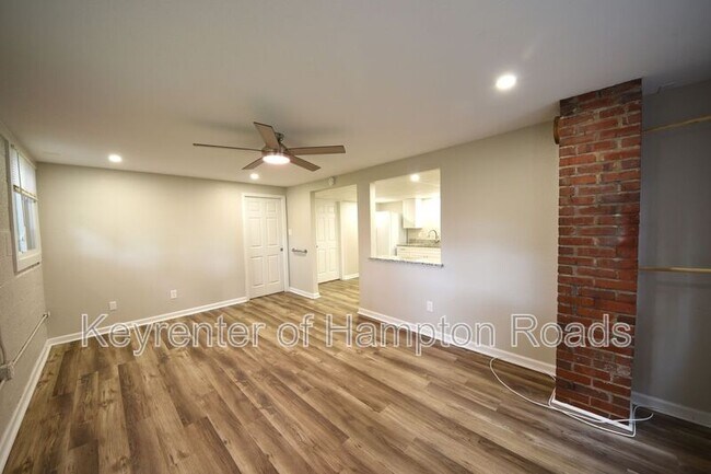 Foto del edificio - 1303 Tallwood St