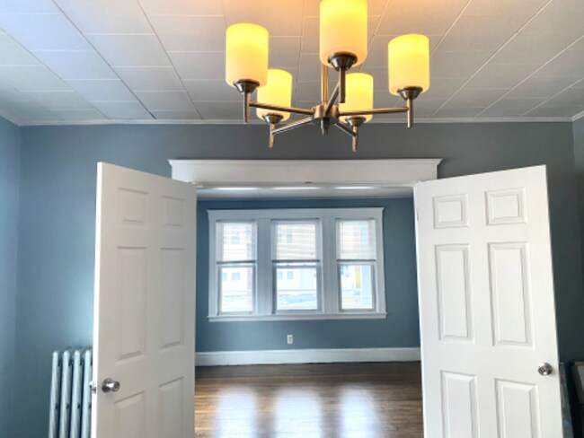 Foto del edificio - 1083 Main St