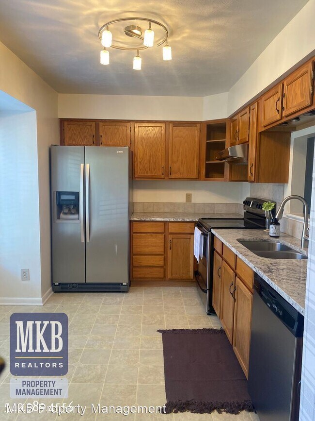 Building Photo - 2 br, 2.5 bath House - 3455 Londonderry Ct.
