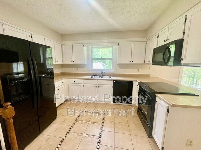 Foto del edificio - 632 Prestige Blvd