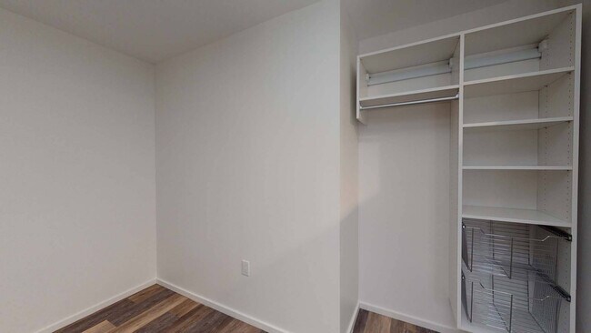 Interior Photo - 345 Harrison