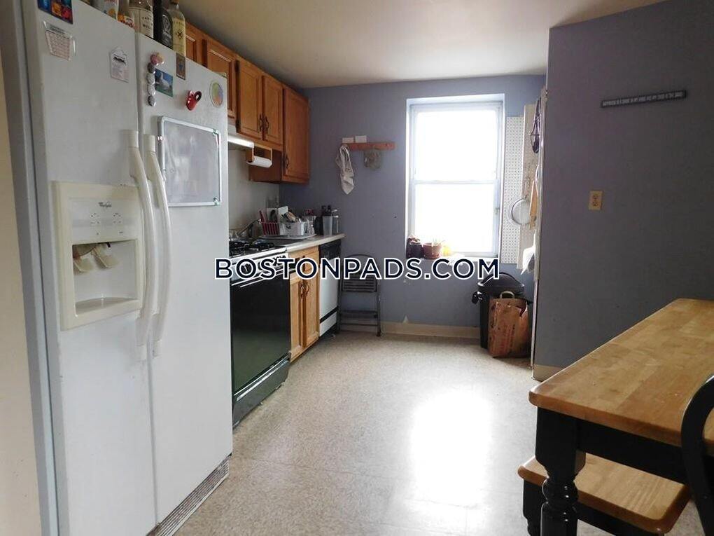 Primary Photo - 102 Hammond St