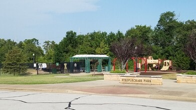 Building Photo - 2300-2302 Pronghorn Ln