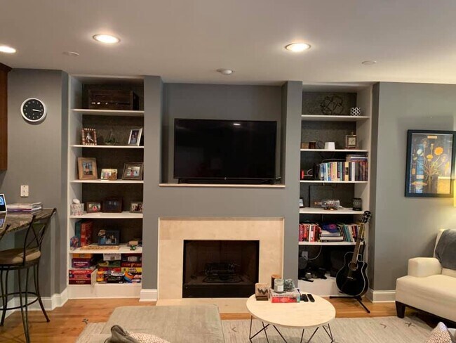 Foto del edificio - 4541 N Malden St
