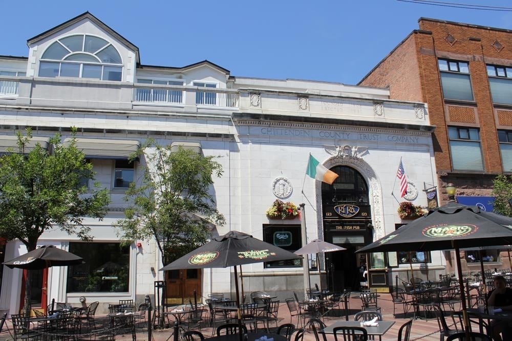 Primary Photo - 131 Church St