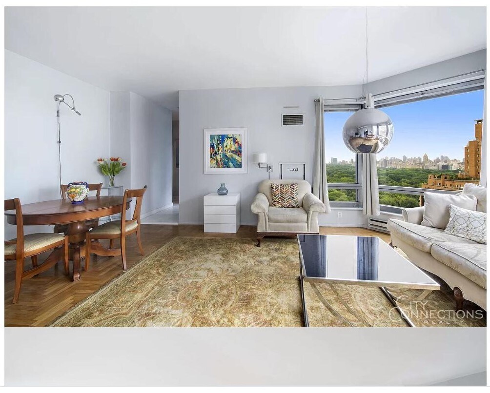 Foto principal - 301 W 57th St