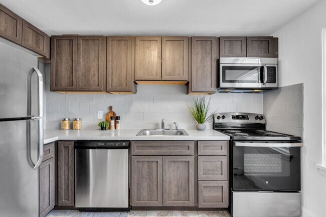 Foto del edificio - Maple Court Apartments