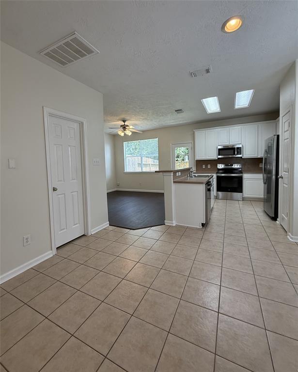 Foto del edificio - 3139 Atherton Canyon Ln