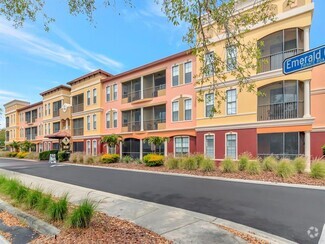 Building Photo - 13941 Clubhouse Dr