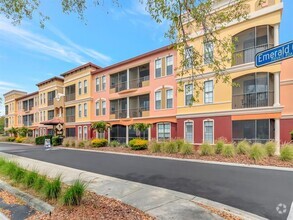 Building Photo - 13941 Clubhouse Dr