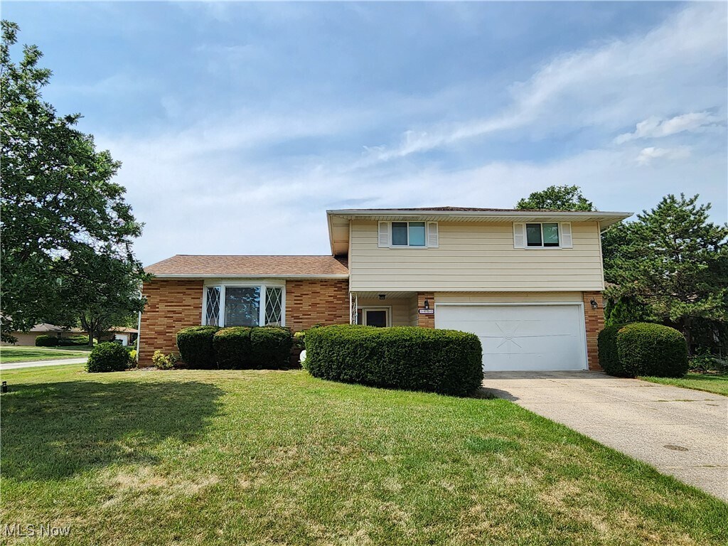 5650 Cascade Ct Seven Hills, OH 44131 – photo 1 of 27