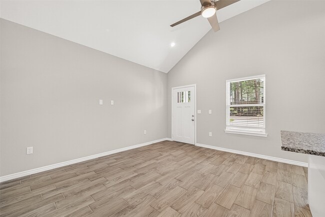 Building Photo - 352 Westchase St