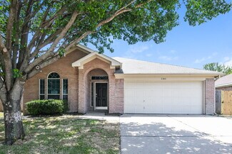 Building Photo - 1345 Meadowbrook Ln
