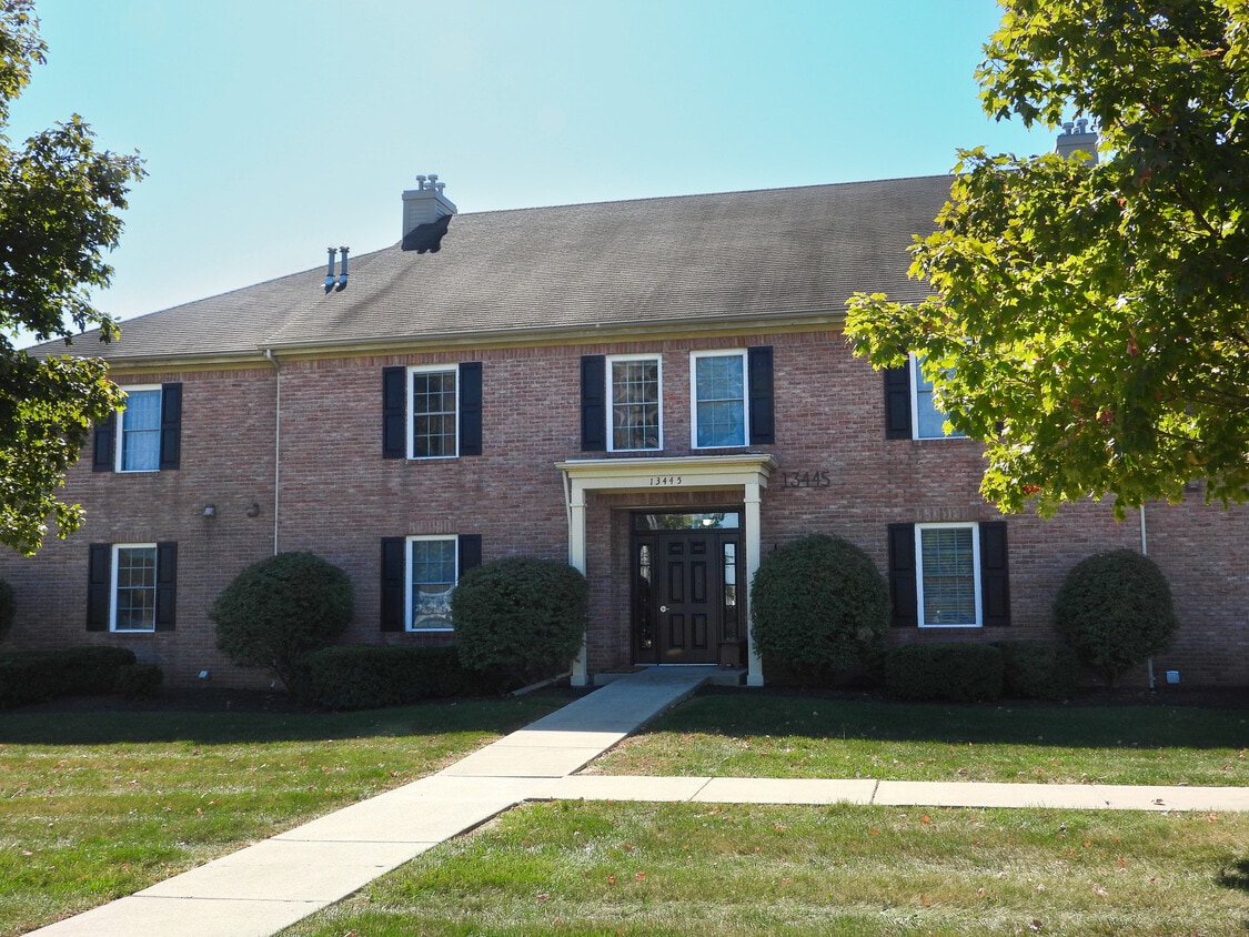 Exterior - Roachton Flats