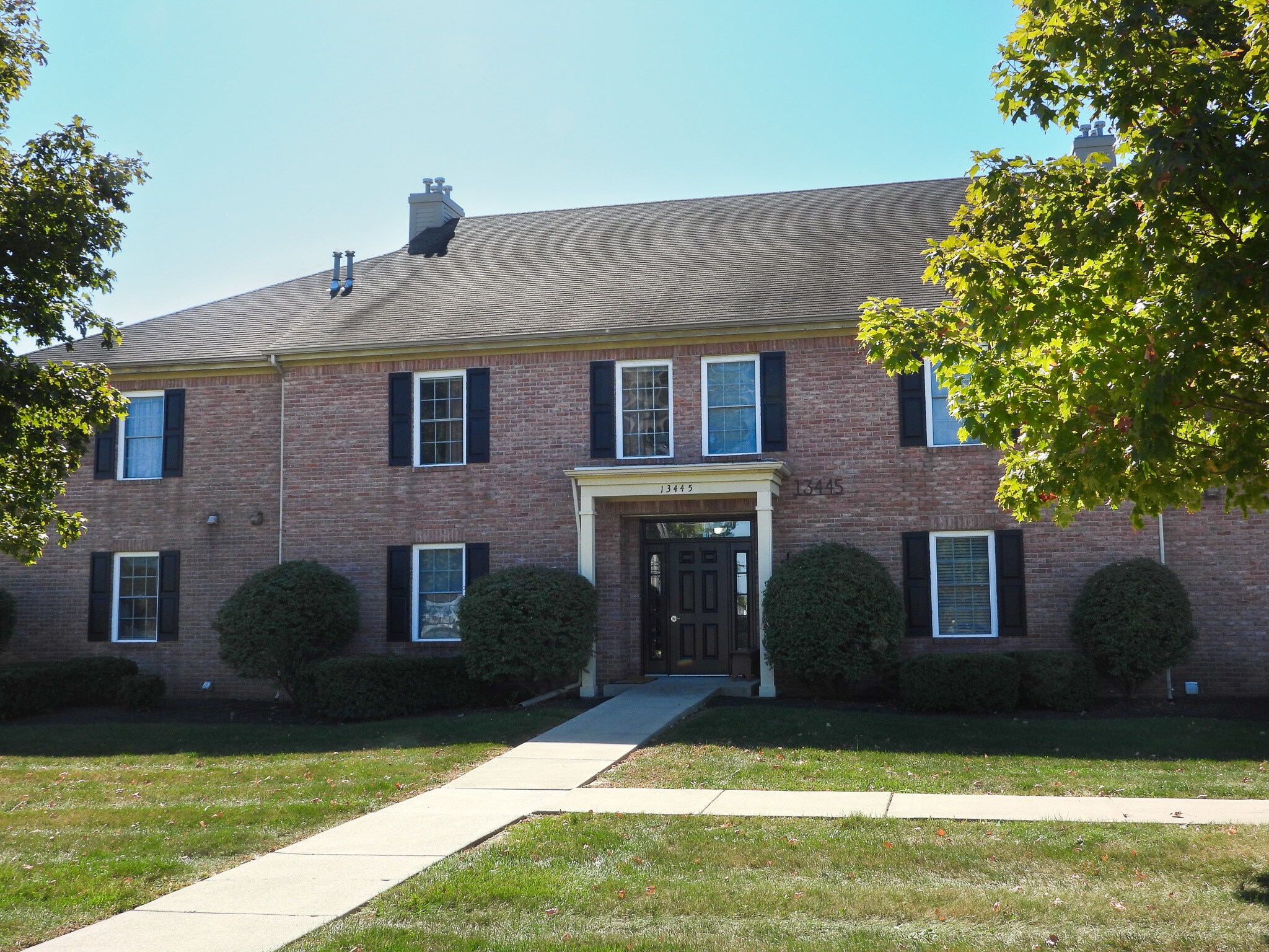 Roachton Flats – photo 1
