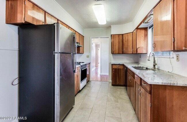 Building Photo - Lafayette Rental 4 bedroom