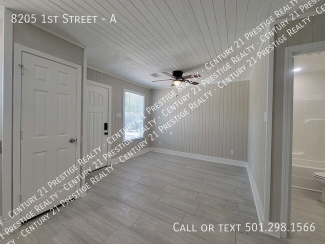 Building Photo - 8205 1st St