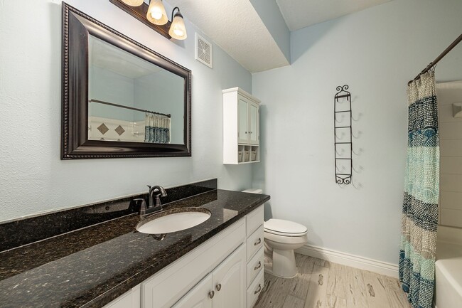 Foto del edificio - Renovated 1 Bedroom Grand Key