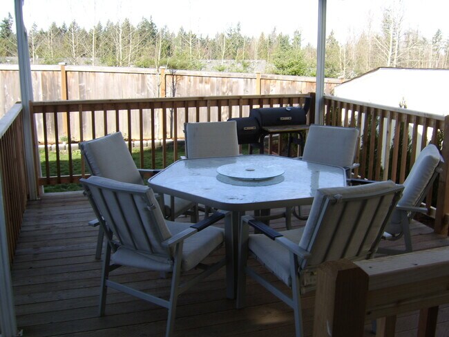 Foto del edificio - 14918 94th Ave Ct E